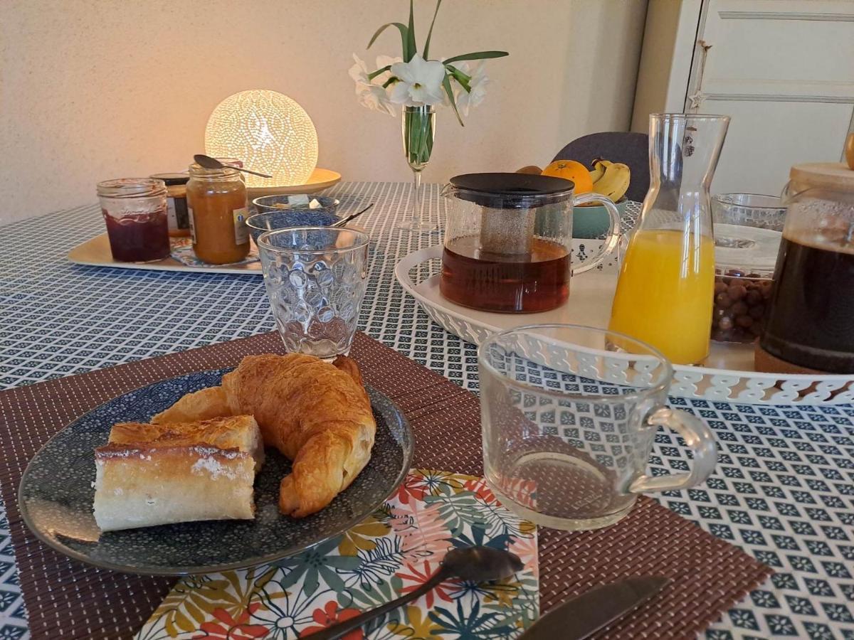 B&B Cote Loire Les Rosiers Eksteriør billede
